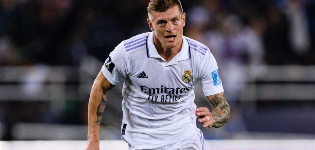 رغم استبعاده.. ريال مدريد يعلن ضم كروس لمواجهة ليفربول