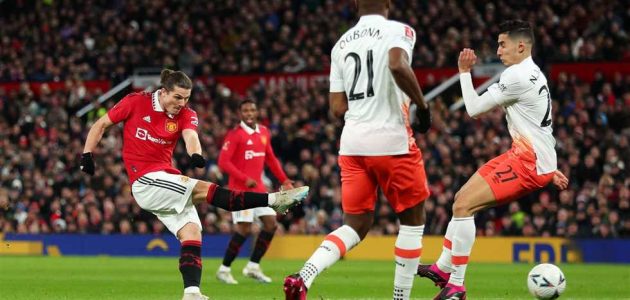 مباشر كأس إنجلترا – مانشستر يونايتد (0) (1) وست هام.. الثاني يضيع